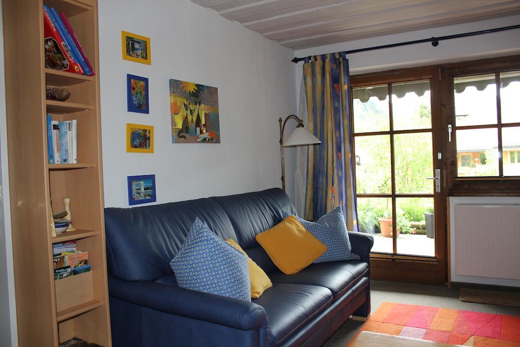 Ferienwohnung Schauberger Оберамергау Стая снимка